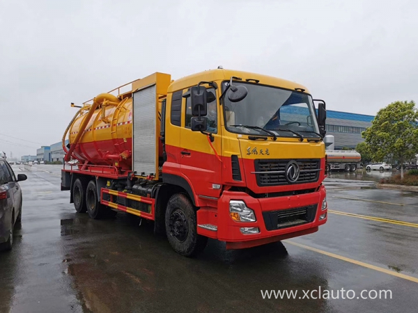 Dongfeng Tianlong 23 cleaning suction truck