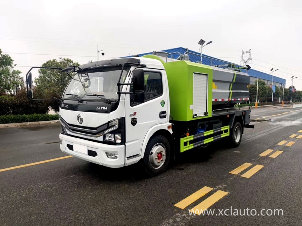 Dongfeng Ddolica 10 square cleaning suction truck