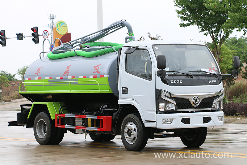 National six Dongfeng small Frica 5 square suction truck