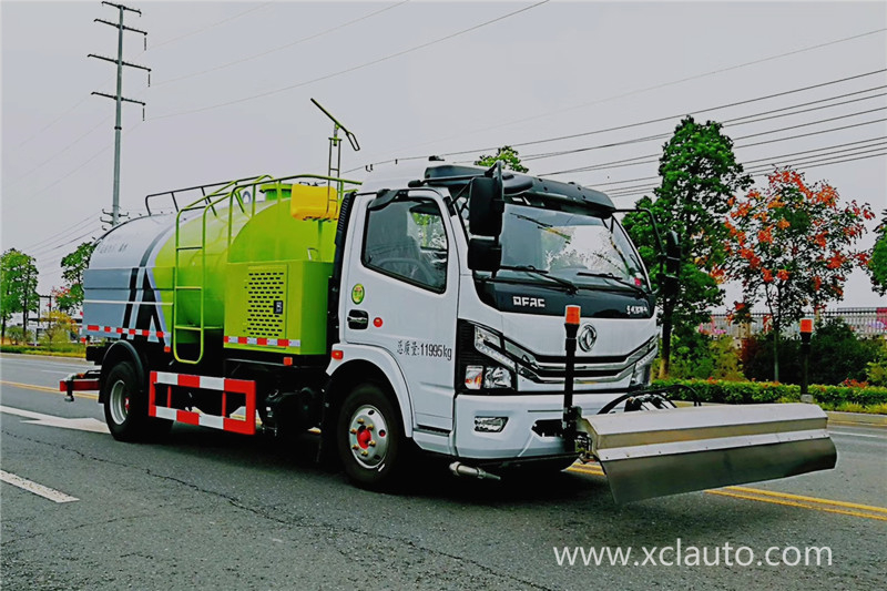 Dongfeng Ddolica 6 cubic road cleaning truck