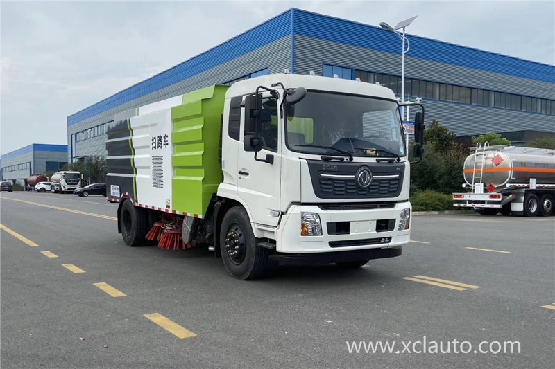 Dongfeng Tianjin 12 side sweeping truck