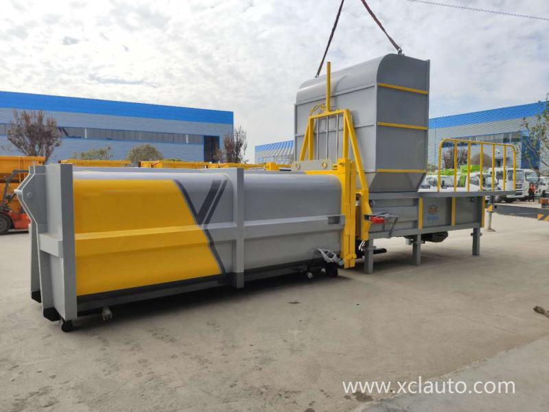 22 cubic horizontal split compression garbage station (platform after loading) e