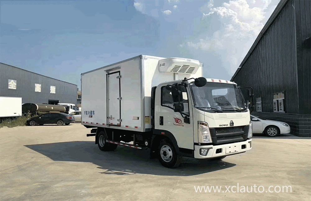 Sinotruk HOWO Small Refrigerated Van Truck 3tons 5tons