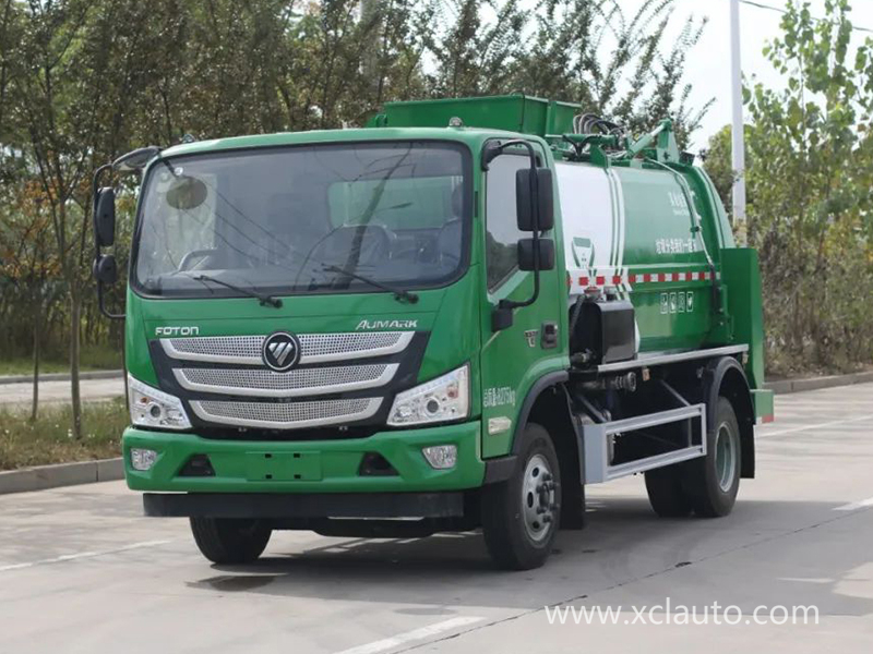 Fukuda Omark 4.5 square kitchen garbage truck