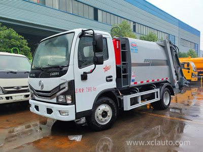 Box capacity 5.5m³ Dongfeng compression garbage truck