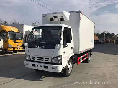 Box volume 13m³ Isuzu 4.2m refrigerated truck