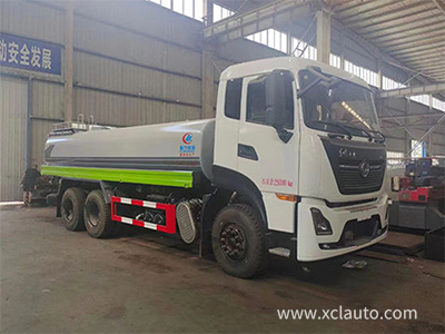 Dongfeng Tianlong 18m³ Water Truck